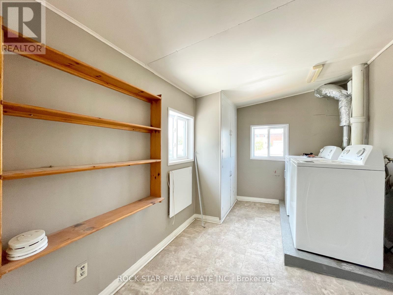 111 Mcalpine Avenue S, Welland (Lincoln/crowland), Ontario  L3B 1T7 - Photo 27 - X12464110