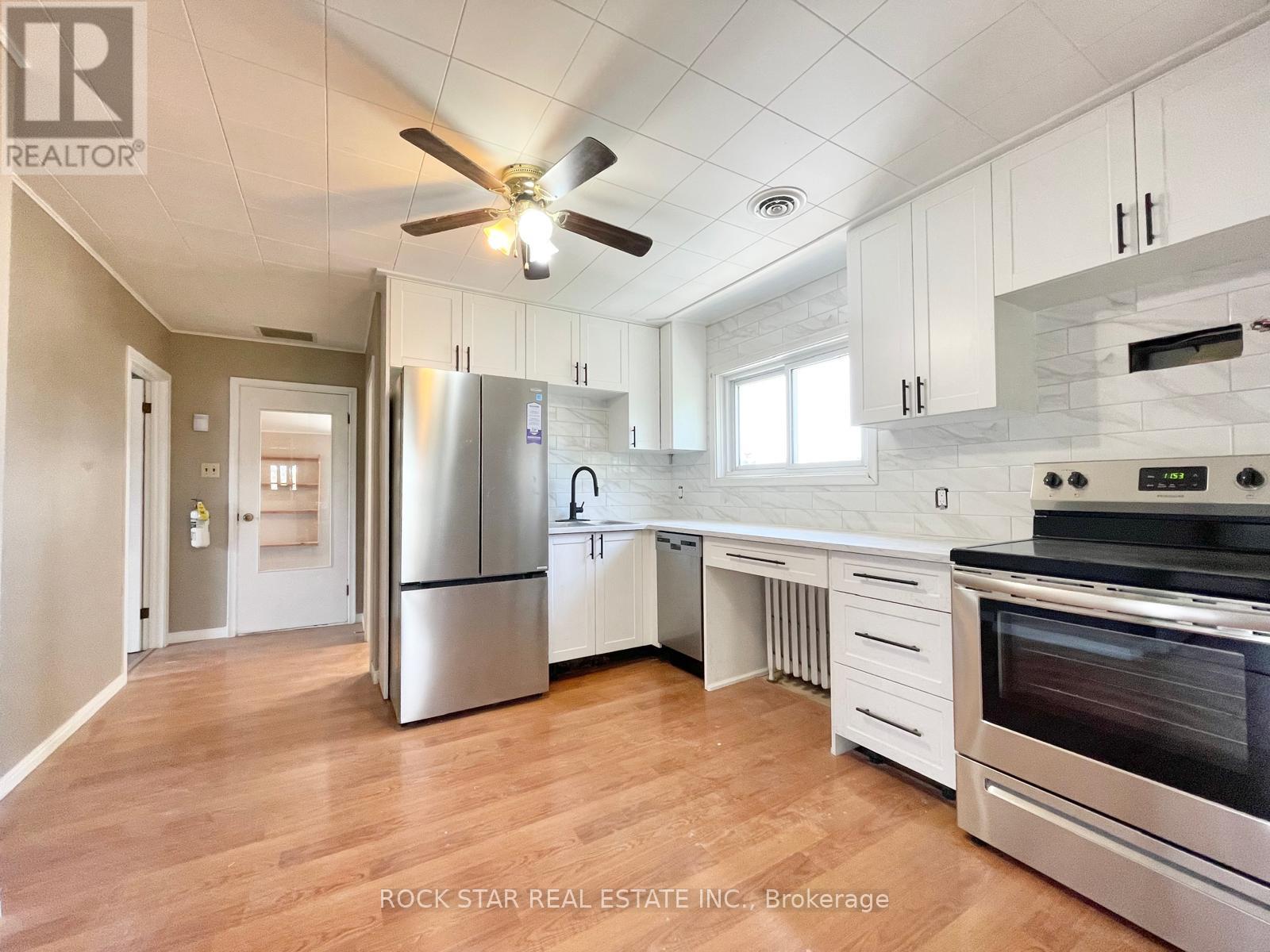 111 Mcalpine Avenue S, Welland (Lincoln/crowland), Ontario  L3B 1T7 - Photo 21 - X12464110