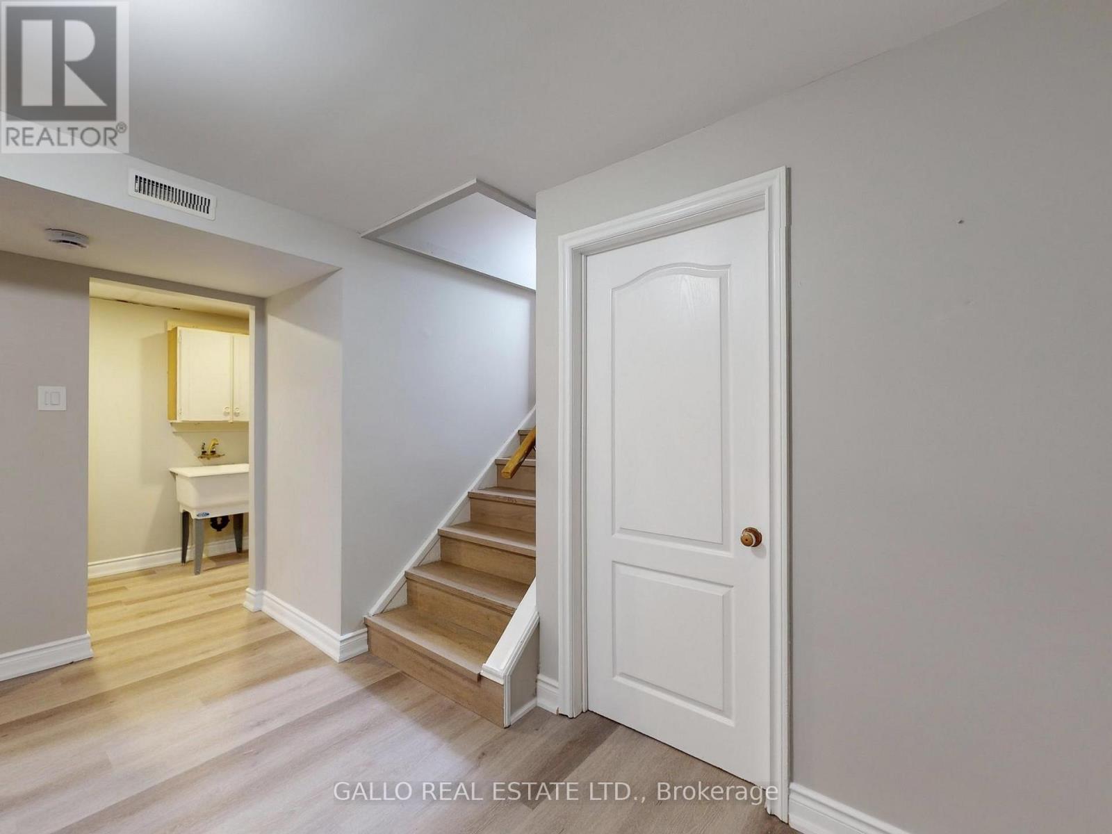 12151 Tenth Line, Whitchurch-Stouffville, Ontario  L4A 6B9 - Photo 17 - N12402067