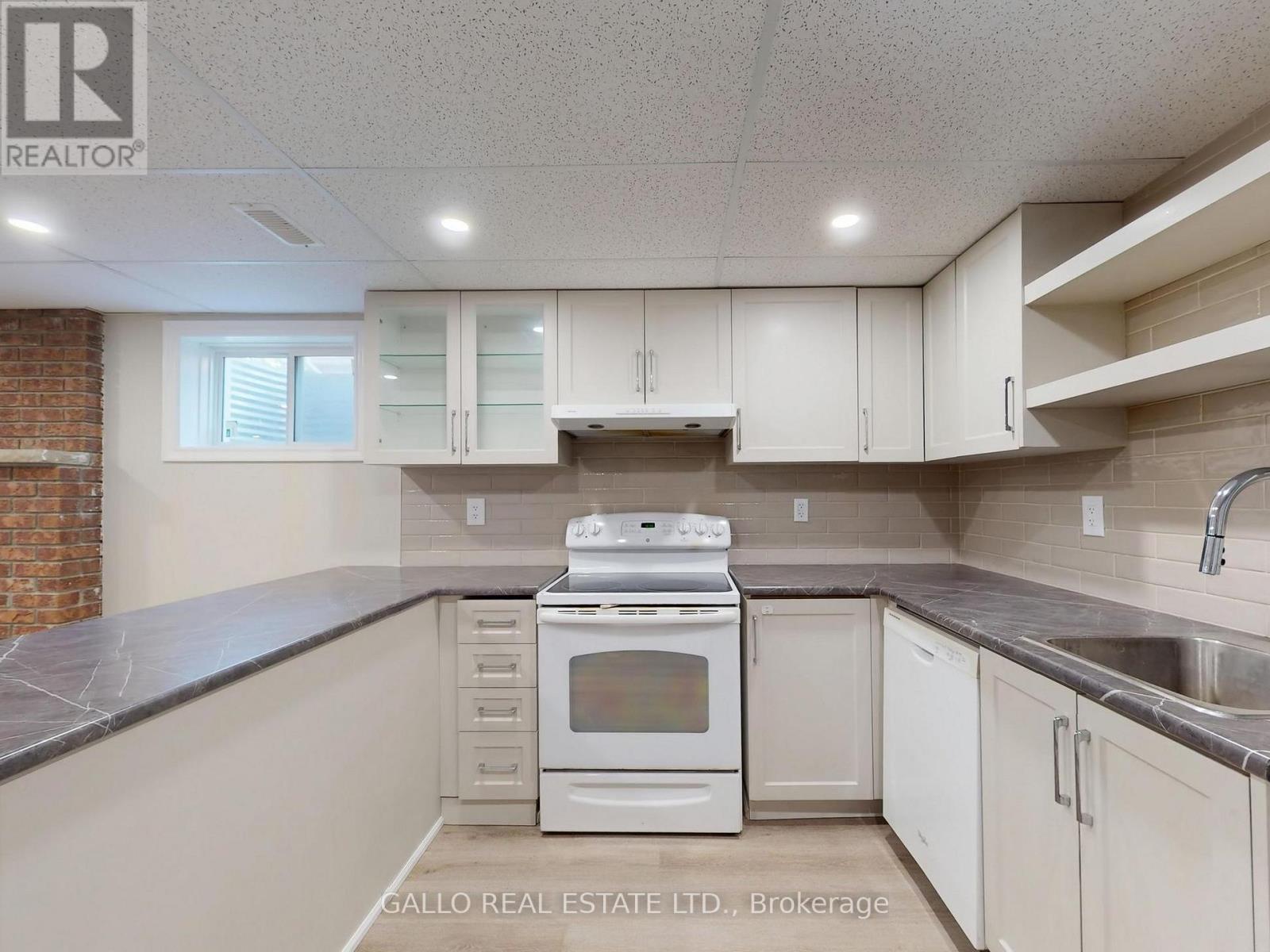 12151 Tenth Line, Whitchurch-Stouffville, Ontario  L4A 6B9 - Photo 19 - N12402067