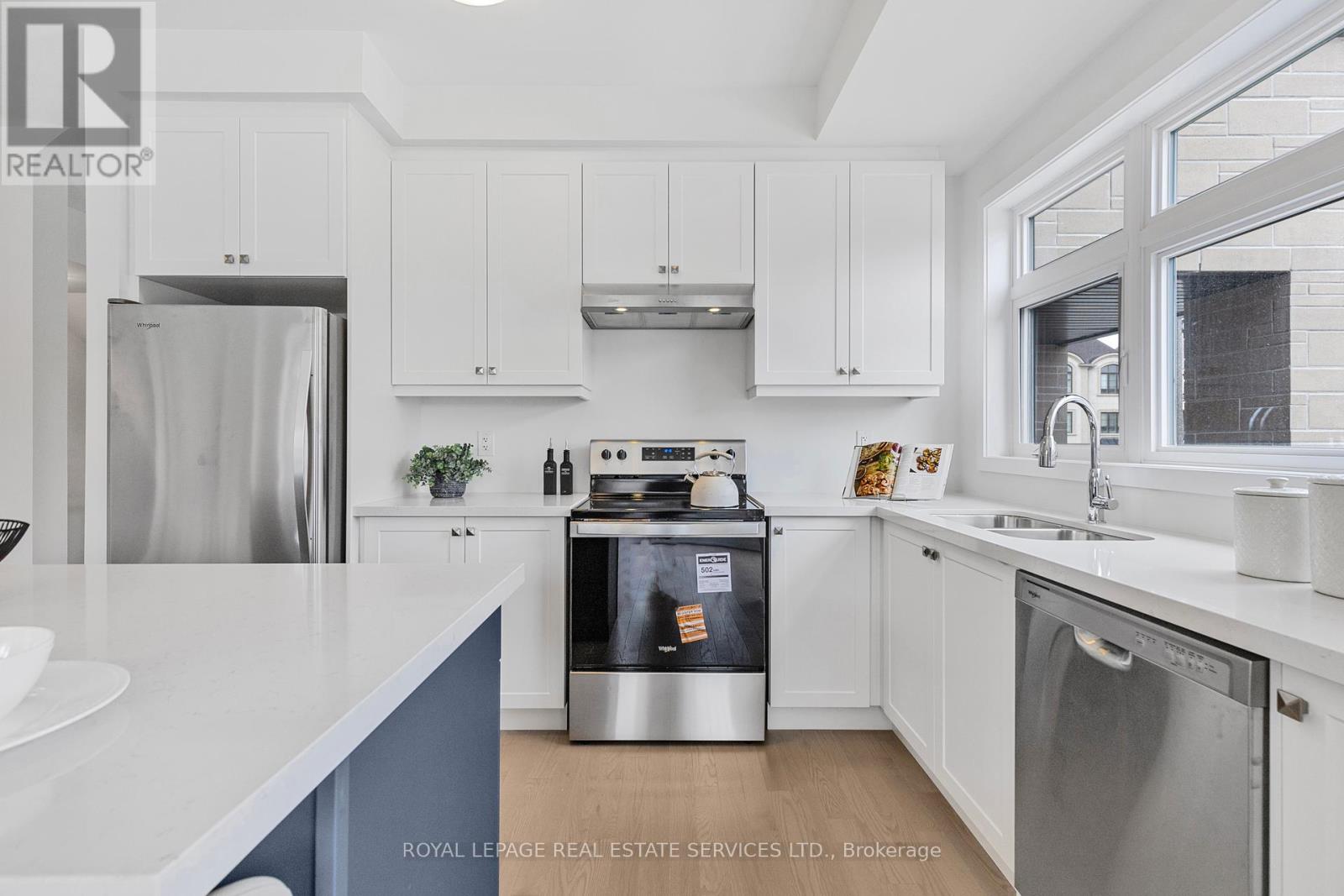 16 Jessica Antonella Street, Markham (Angus Glen), Ontario  L6C 3M6 - Photo 16 - N12464472