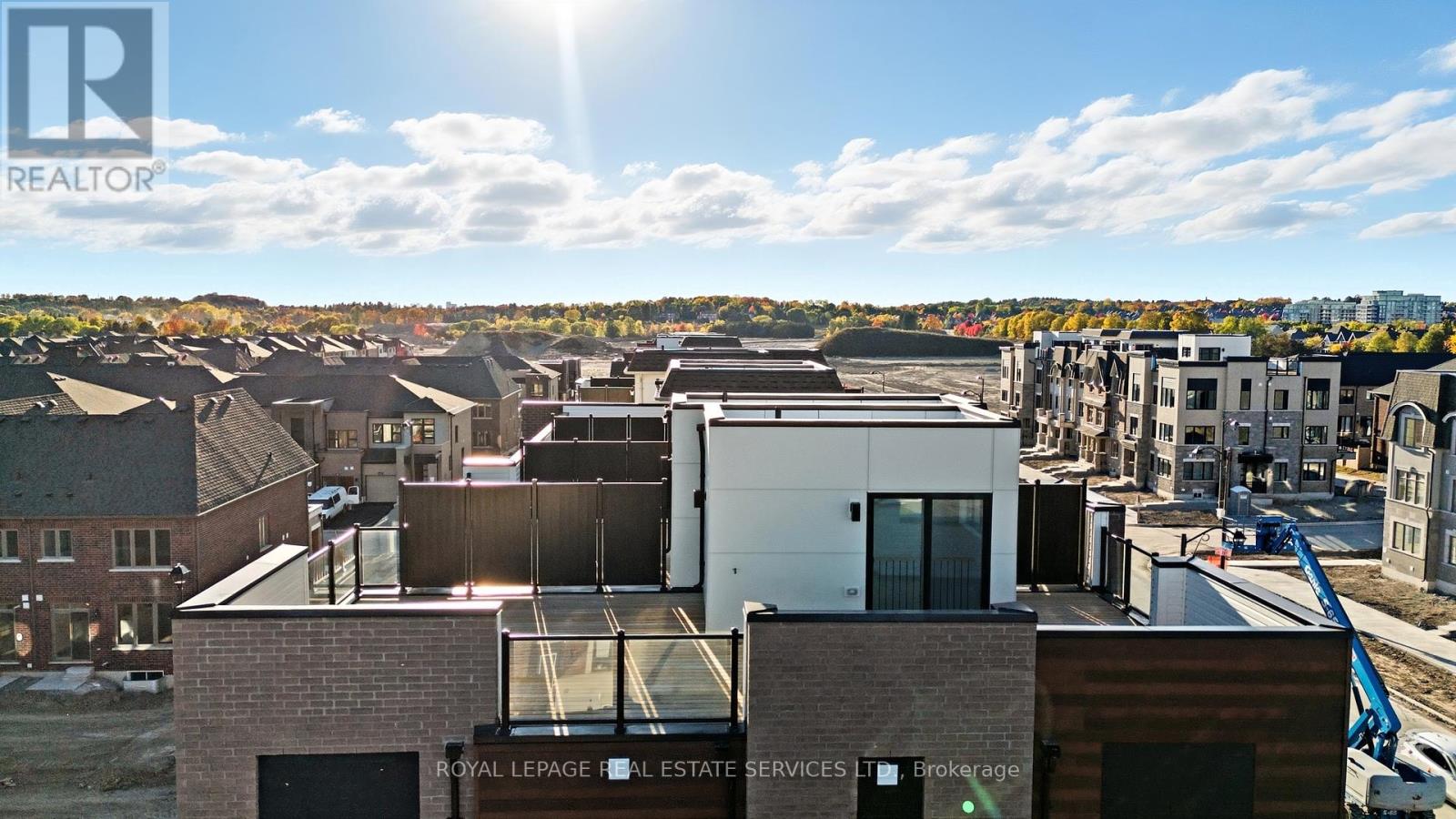 16 Jessica Antonella Street, Markham (Angus Glen), Ontario  L6C 3M6 - Photo 36 - N12464472