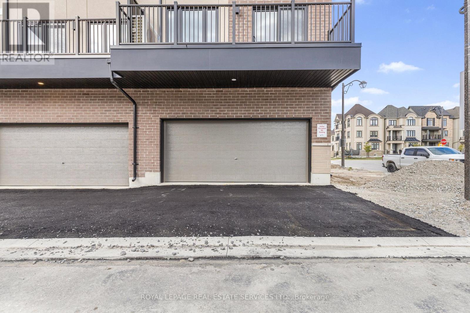 16 Jessica Antonella Street, Markham (Angus Glen), Ontario  L6C 3M6 - Photo 38 - N12464472
