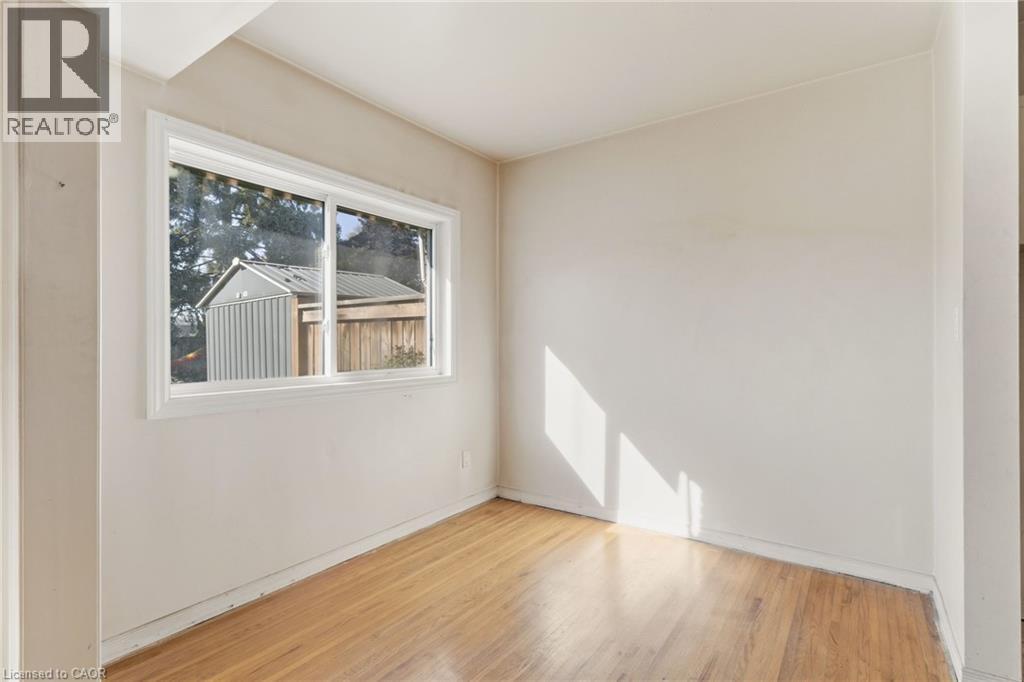 2069 Meadowbrook Road Unit# 10, Burlington, Ontario  L7P 2A3 - Photo 10 - 40779252