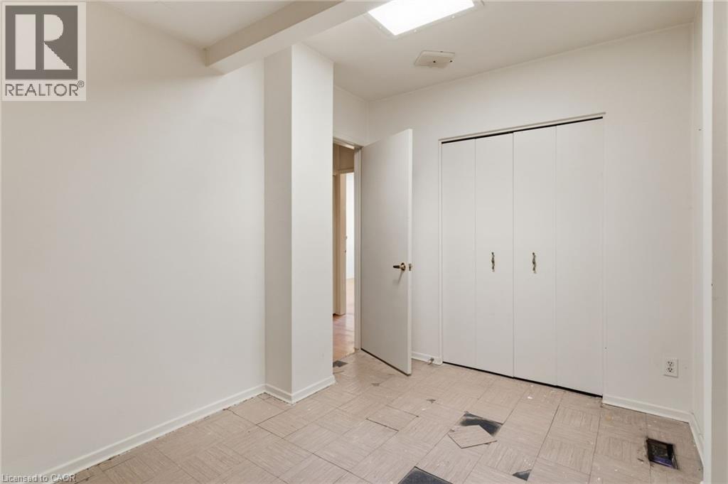 2069 Meadowbrook Road Unit# 10, Burlington, Ontario  L7P 2A3 - Photo 21 - 40779252