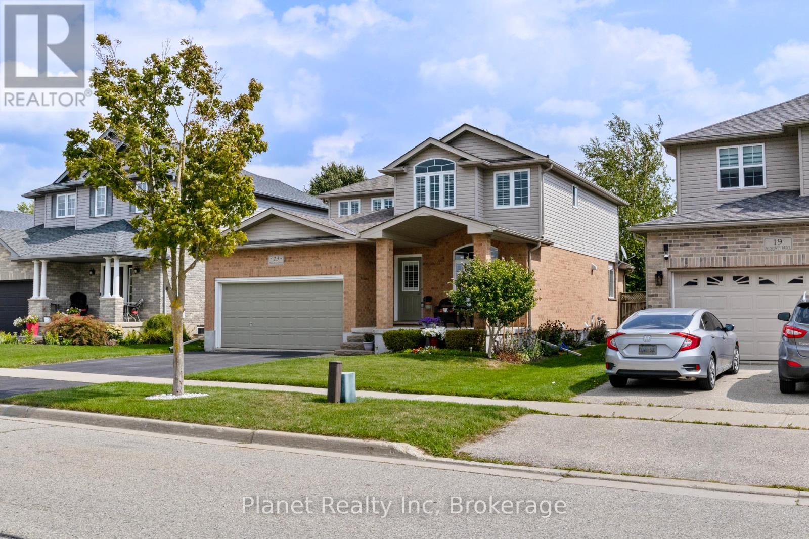 23 Muscovey Drive, Woolwich, Ontario  N3B 3M5 - Photo 3 - X12465234
