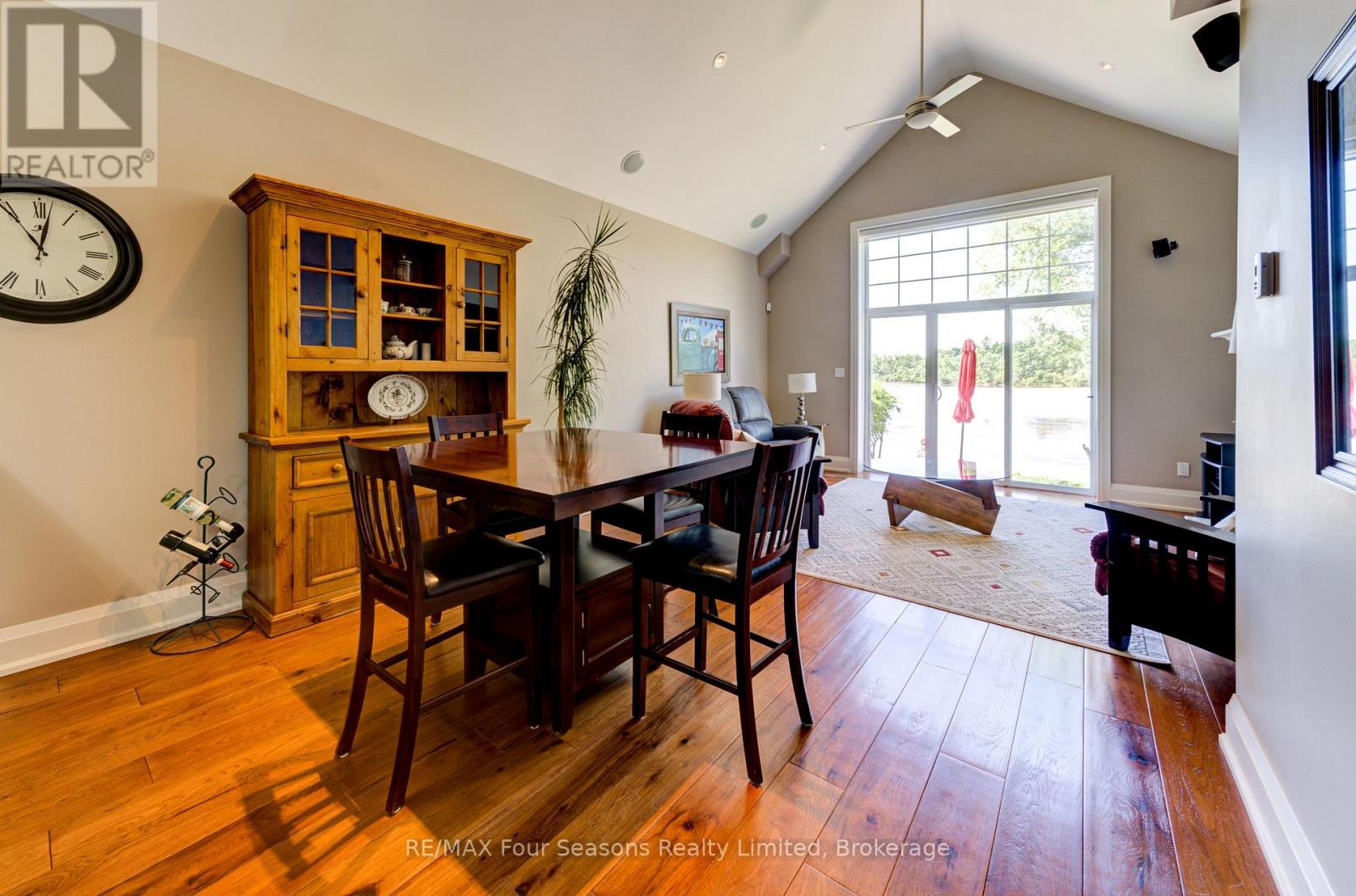 22 - 59 King Street E, Blue Mountains, Ontario  N0H 2P0 - Photo 12 - X12465236