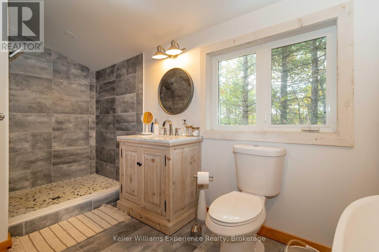 1317 West Lionshead Road, Gravenhurst (Wood (Gravenhurst)), Ontario  N0H 1W0 - Photo 19 - X12465239