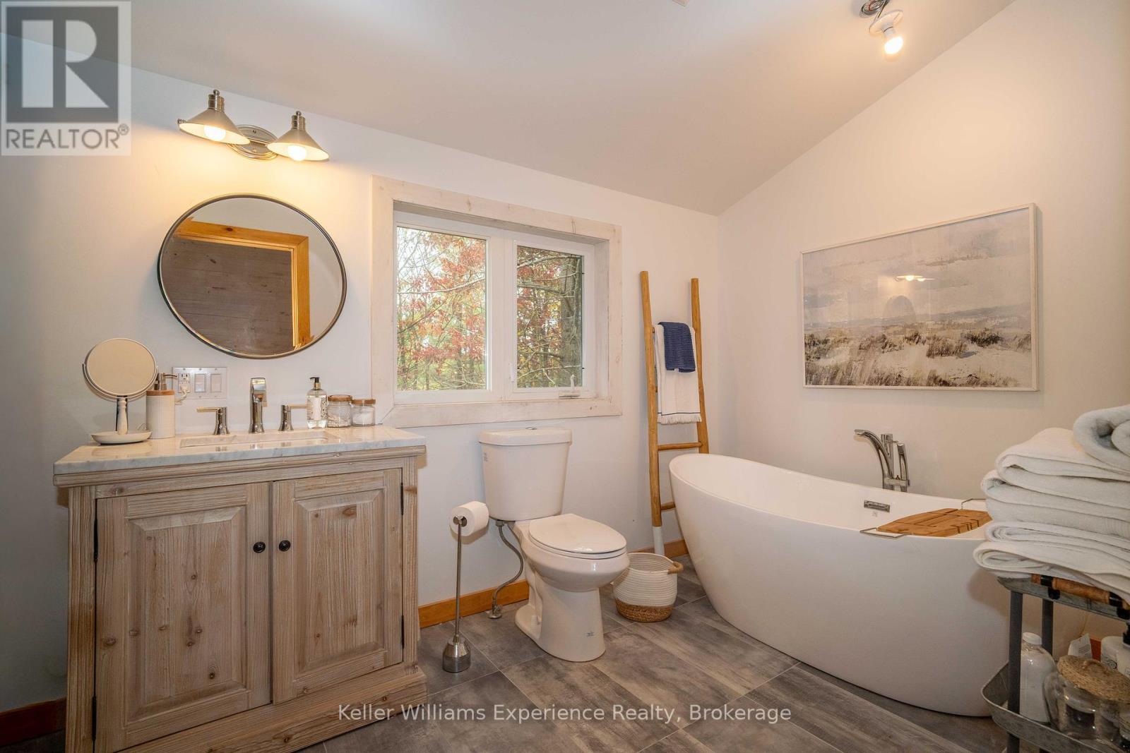 1317 West Lionshead Road, Gravenhurst (Wood (Gravenhurst)), Ontario  N0H 1W0 - Photo 20 - X12465239