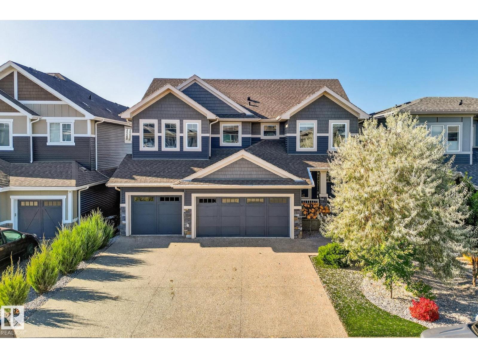 724 180 St Sw, Edmonton, Alberta  T6W 2S8 - Photo 1 - E4462270