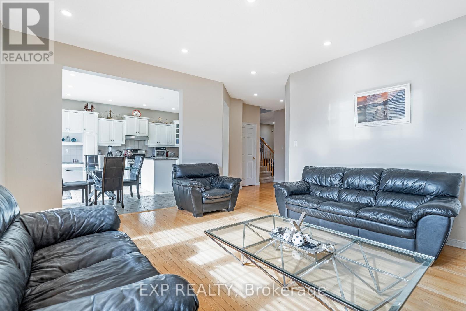 423 Dundonald Drive, Ottawa, Ontario  K2J 0G9 - Photo 12 - X12465195