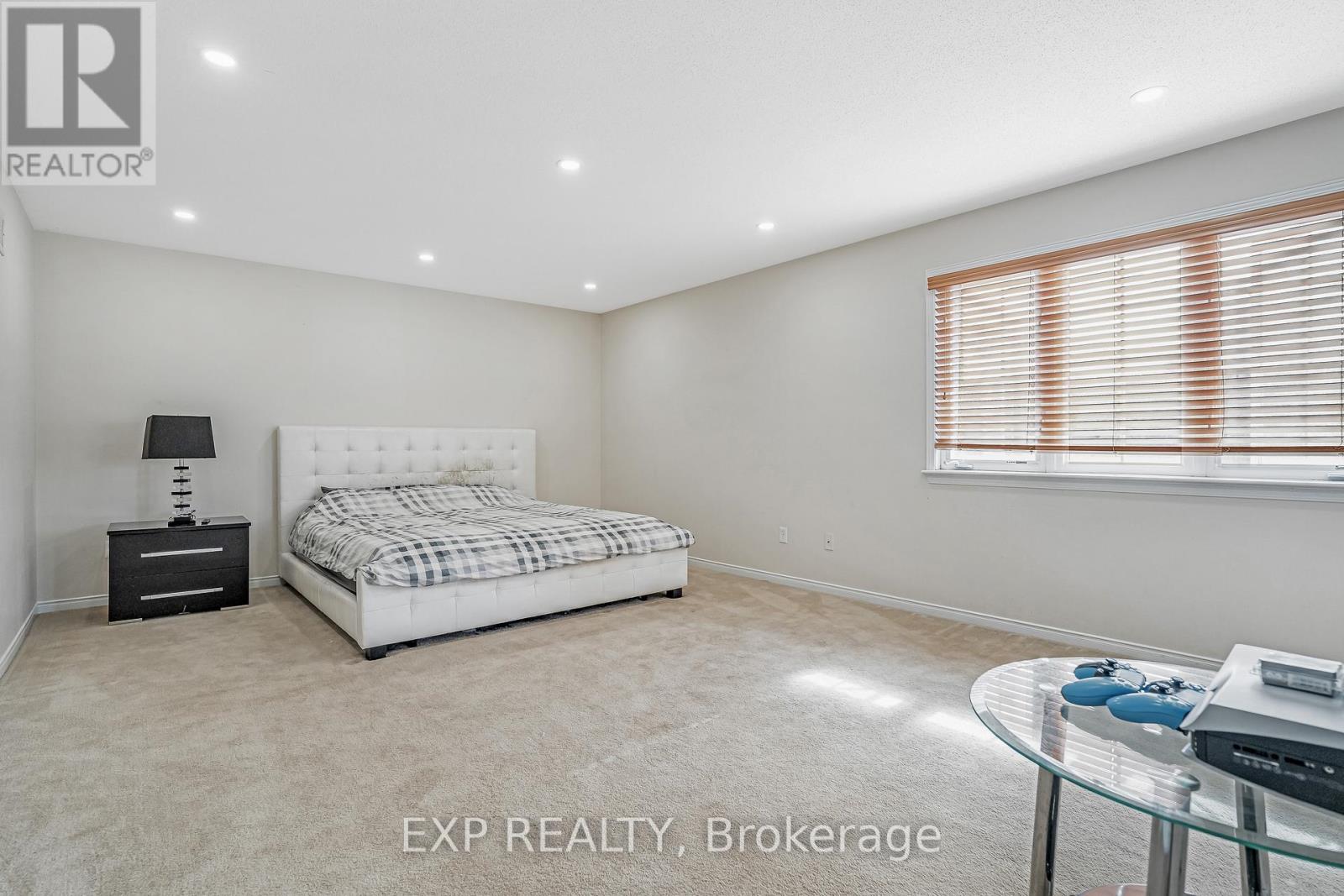 423 Dundonald Drive, Ottawa, Ontario  K2J 0G9 - Photo 25 - X12465195