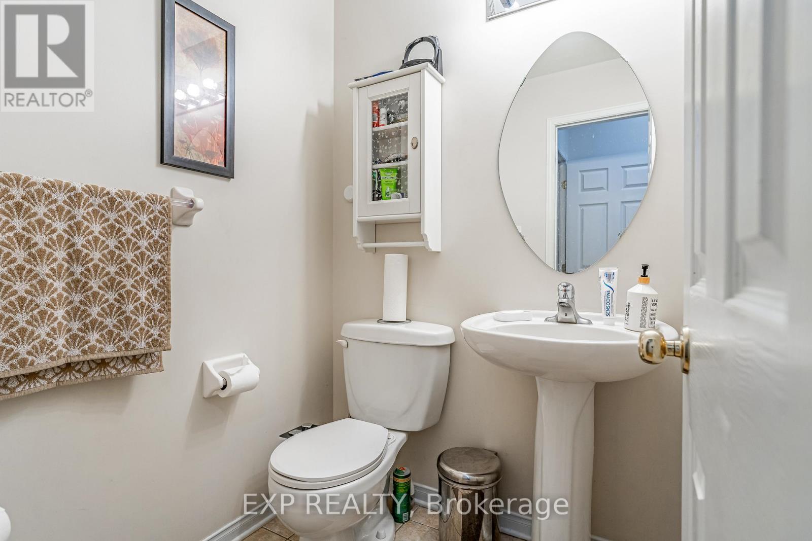 423 Dundonald Drive, Ottawa, Ontario  K2J 0G9 - Photo 7 - X12465195