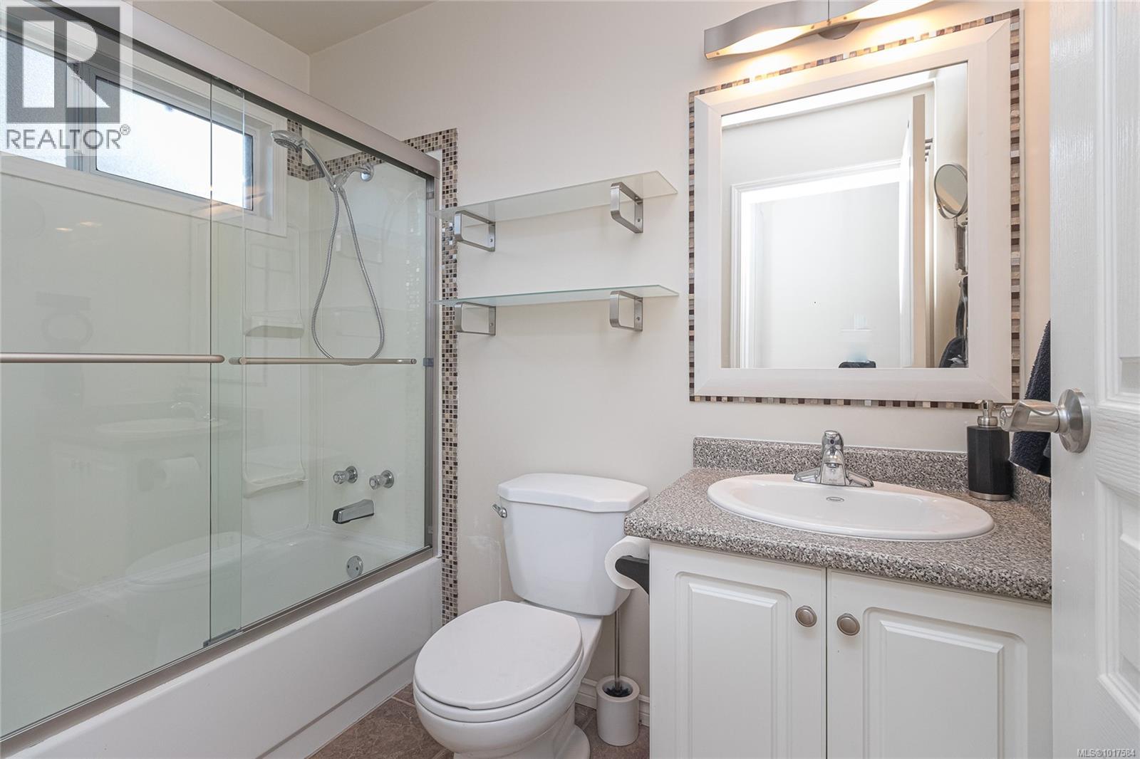 999 Admirals Rd, Esquimalt, British Columbia  V9A 2P1 - Photo 40 - 1017584