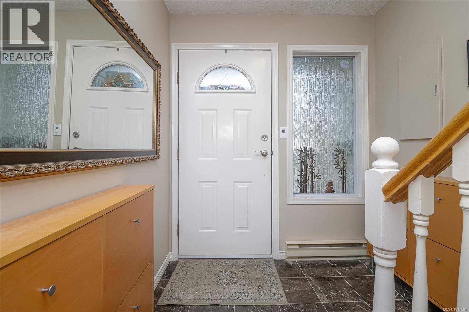 999 Admirals Rd, Esquimalt, British Columbia  V9A 2P1 - Photo 6 - 1017584