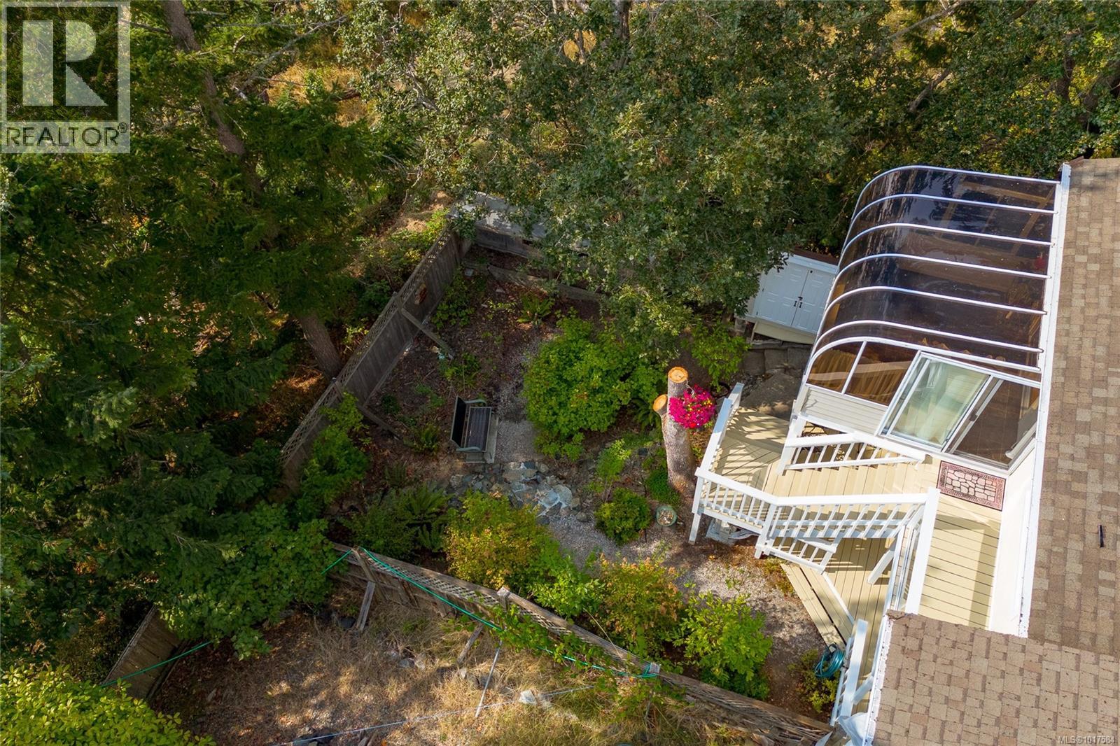 999 Admirals Rd, Esquimalt, British Columbia  V9A 2P1 - Photo 60 - 1017584