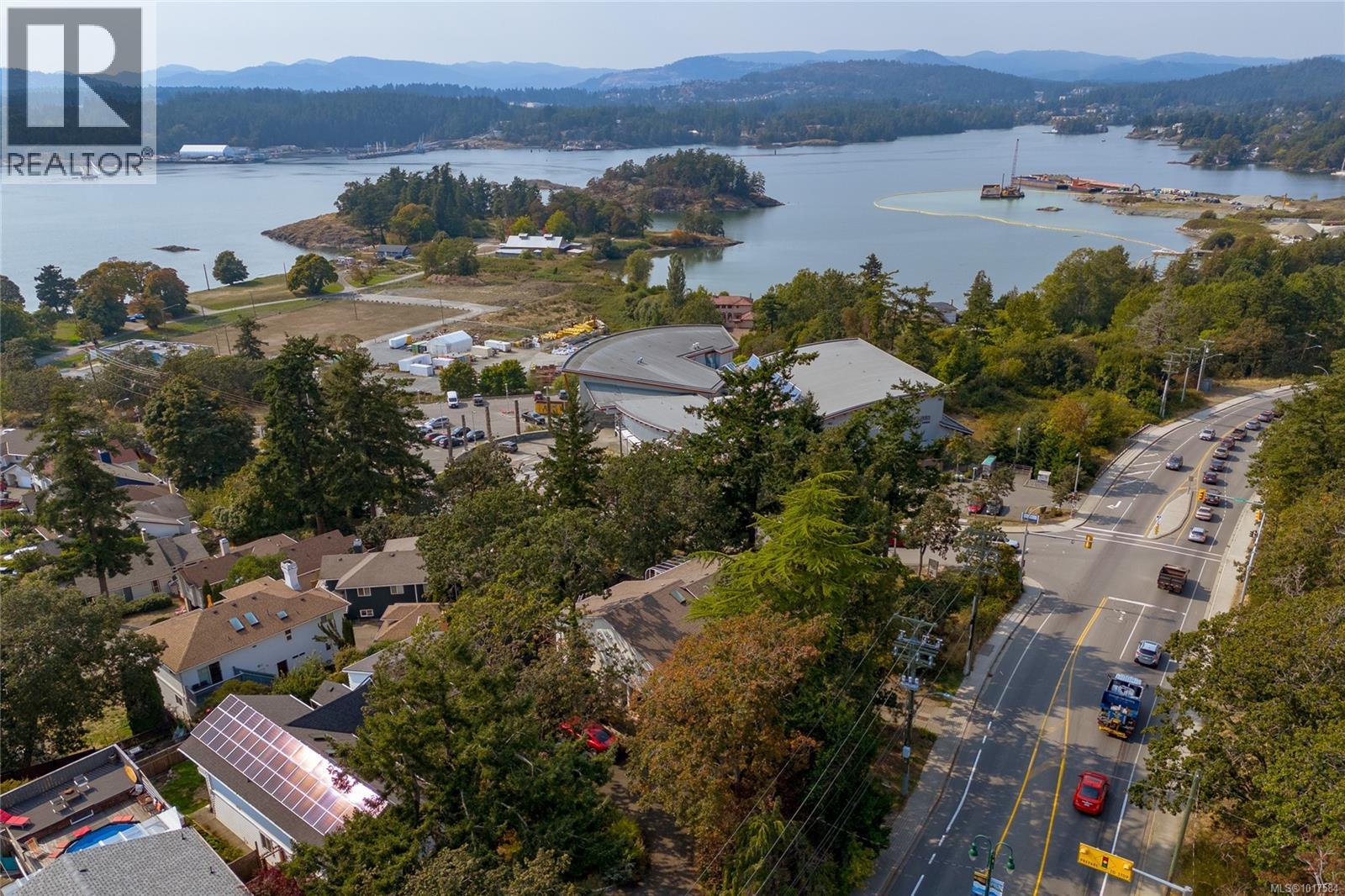 999 Admirals Rd, Esquimalt, British Columbia  V9A 2P1 - Photo 62 - 1017584