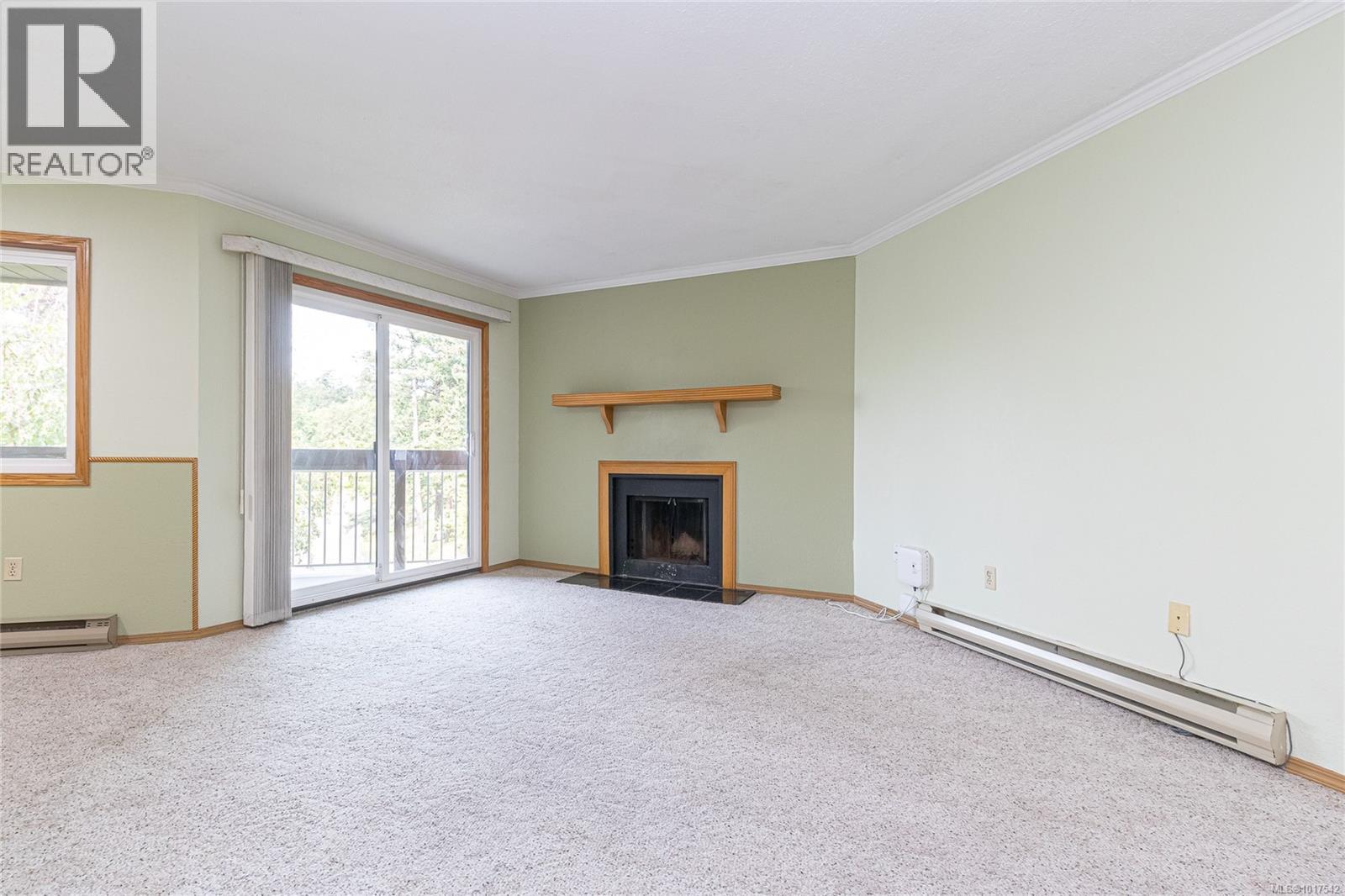 512 75 Gorge Rd W, Saanich, British Columbia V9A 7A9 - Photo 4 - 1017542