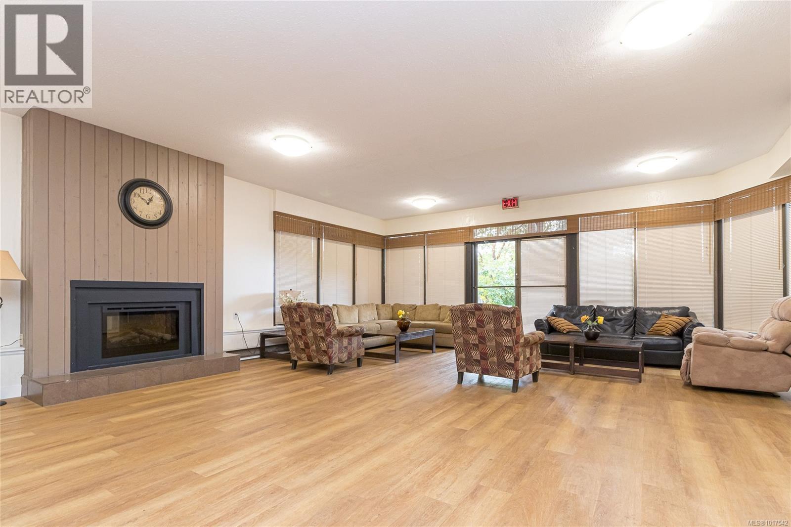 512 75 Gorge Rd W, Saanich, British Columbia V9A 7A9 - Photo 20 - 1017542