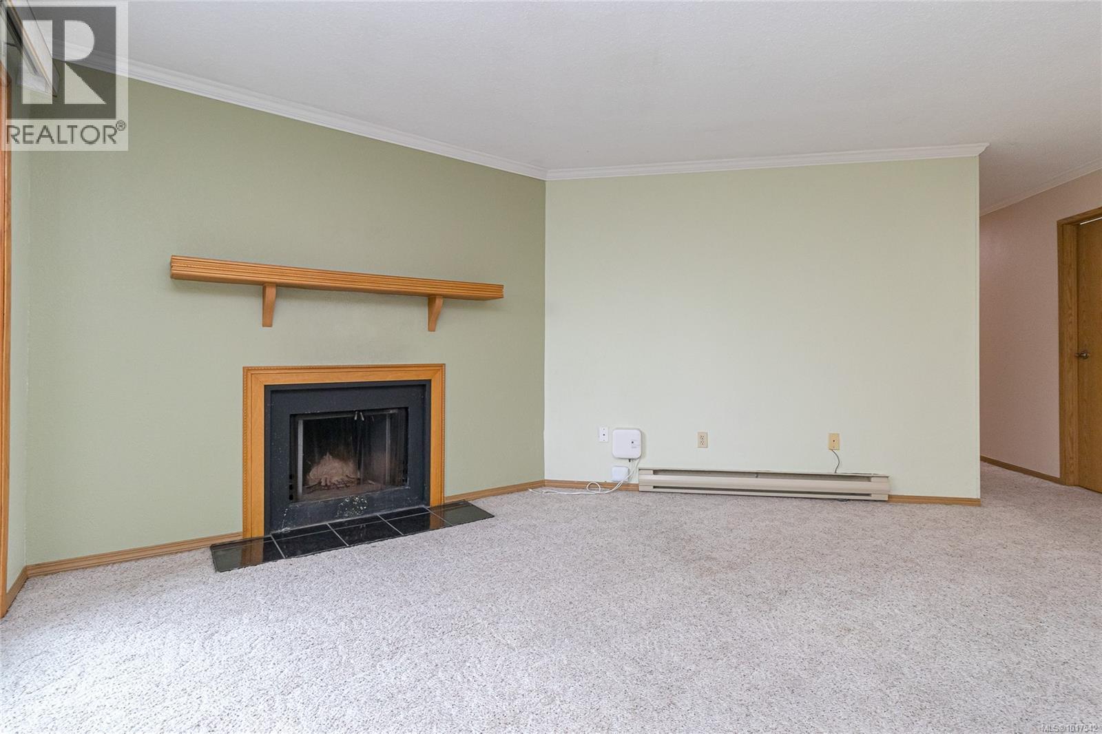 512 75 Gorge Rd W, Saanich, British Columbia V9A 7A9 - Photo 6 - 1017542