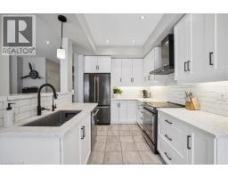 81 BEASLEY Grove, Ancaster, Ontario