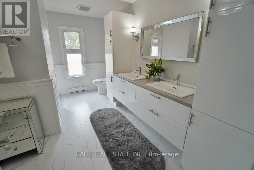 20 Musclow-Greenview Road, Hastings Highlands, Ontario  K0L 1C0 - Photo 37 - X12333531