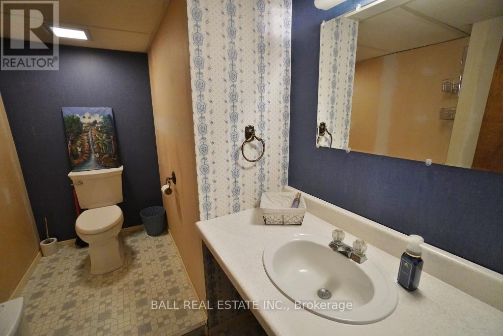 20 Musclow-Greenview Road, Hastings Highlands, Ontario  K0L 1C0 - Photo 42 - X12333531