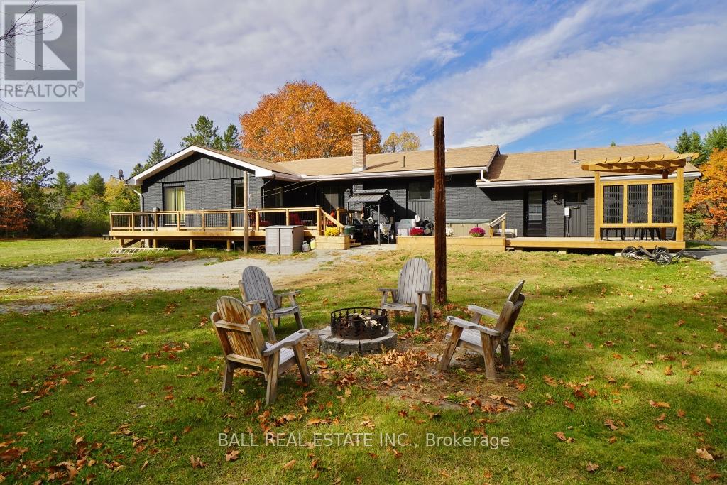 20 Musclow-Greenview Road, Hastings Highlands, Ontario  K0L 1C0 - Photo 5 - X12333531