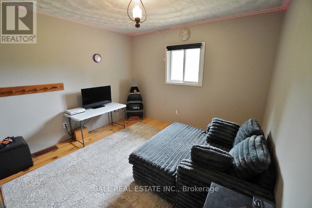 20 Musclow-Greenview Road, Hastings Highlands, Ontario  K0L 1C0 - Photo 19 - X12333531