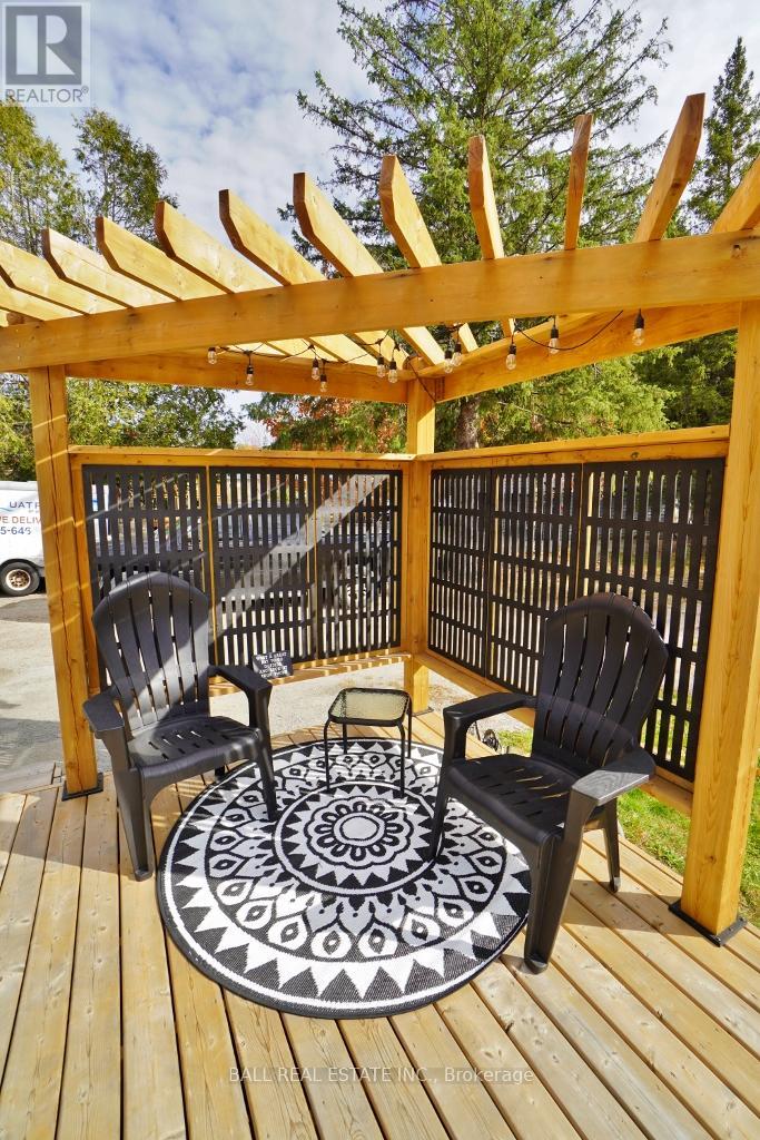 20 Musclow-Greenview Road, Hastings Highlands, Ontario  K0L 1C0 - Photo 9 - X12333531