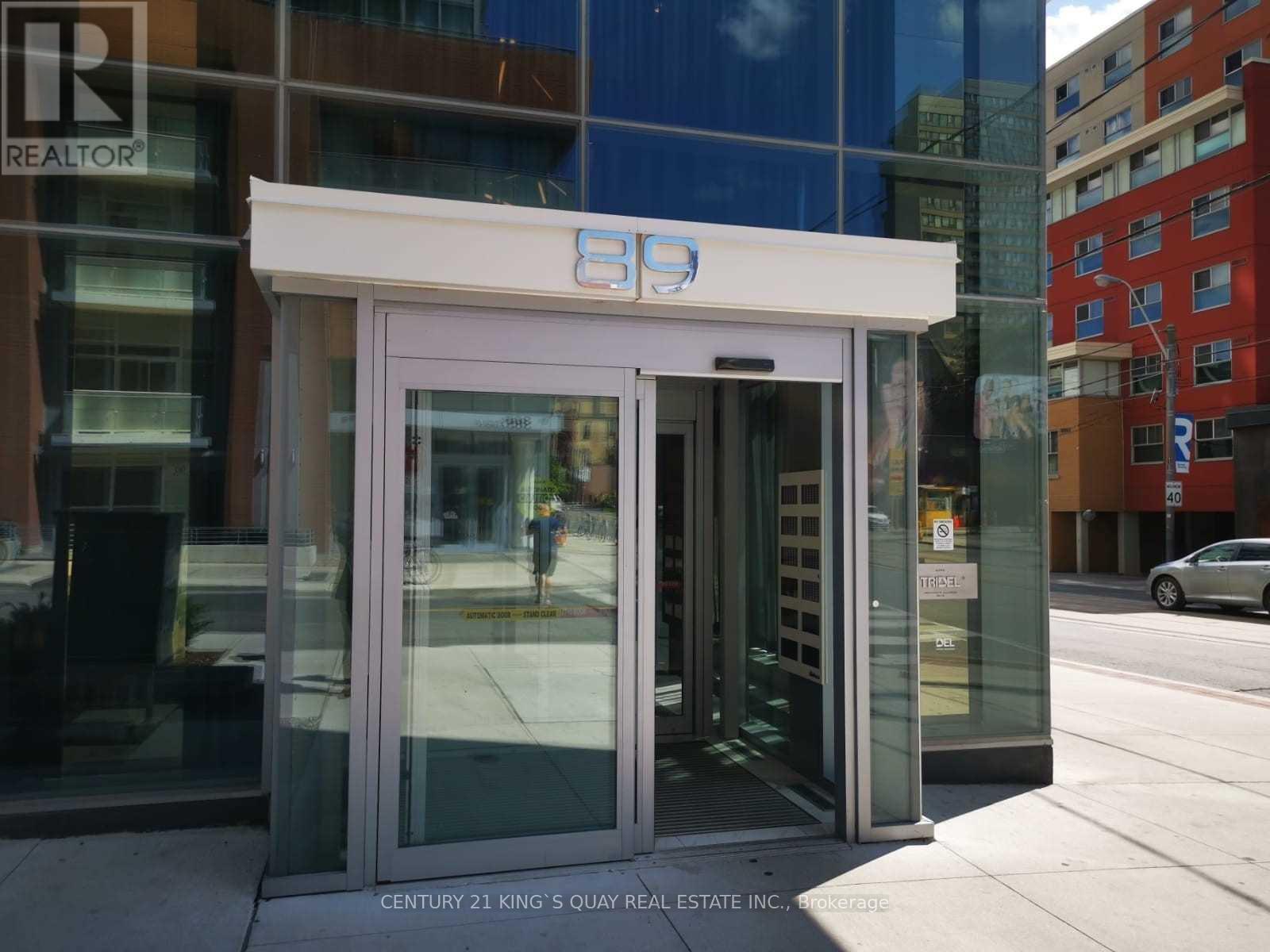 2302 - 89 Mcgill Street, Toronto, Ontario  M5B 0B1 - Photo 18 - C12465008