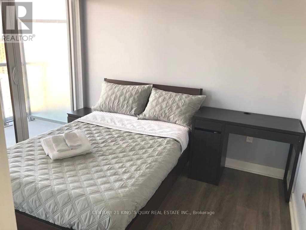 2302 - 89 Mcgill Street, Toronto, Ontario  M5B 0B1 - Photo 8 - C12465008