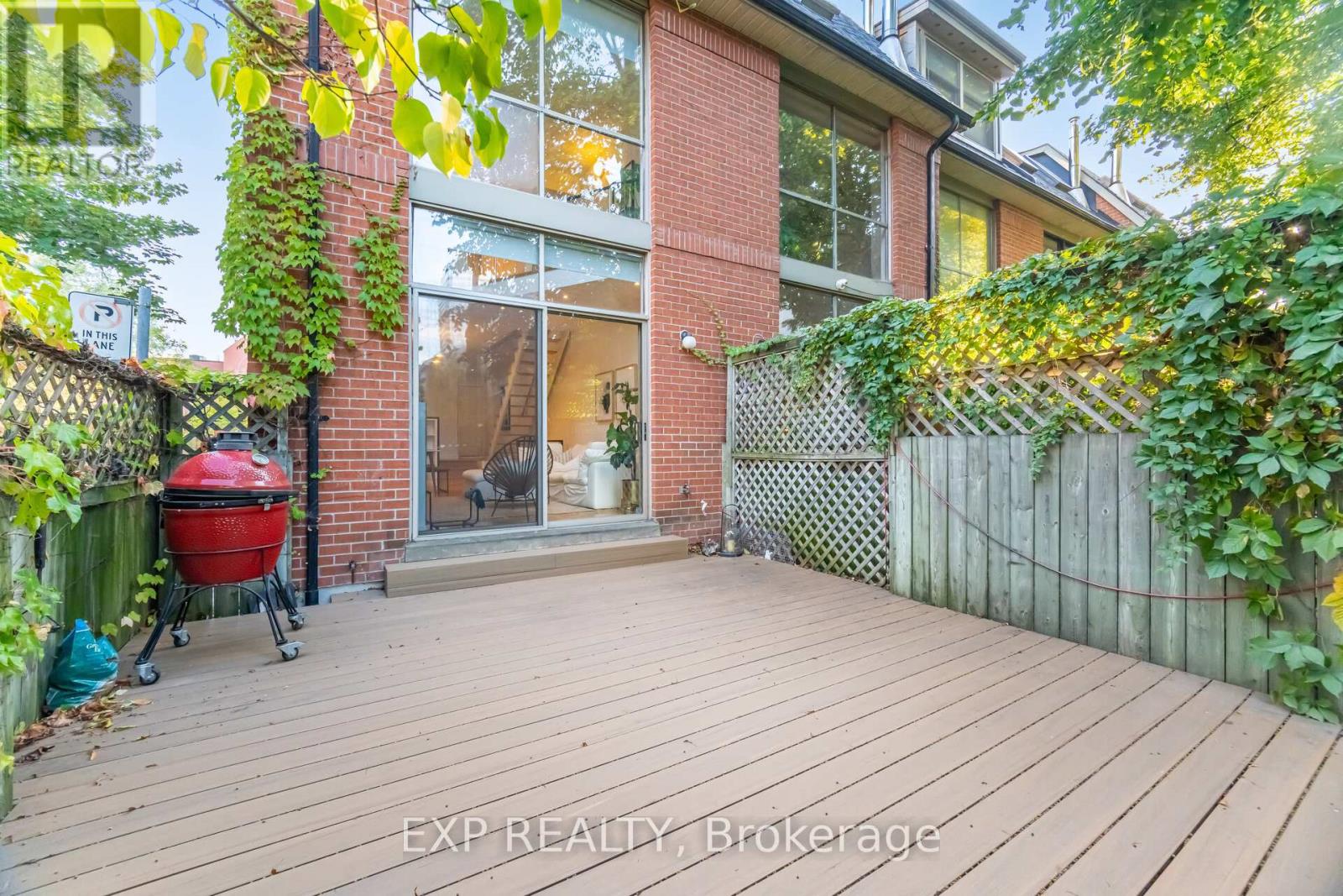 42 Wascana Avenue, Toronto, Ontario  M5A 1V5 - Photo 12 - C12465037