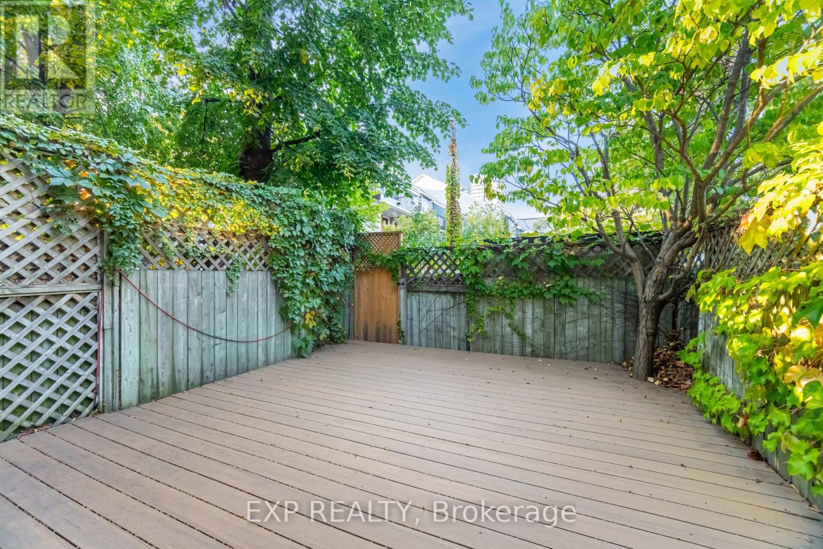 42 Wascana Avenue, Toronto, Ontario  M5A 1V5 - Photo 14 - C12465037