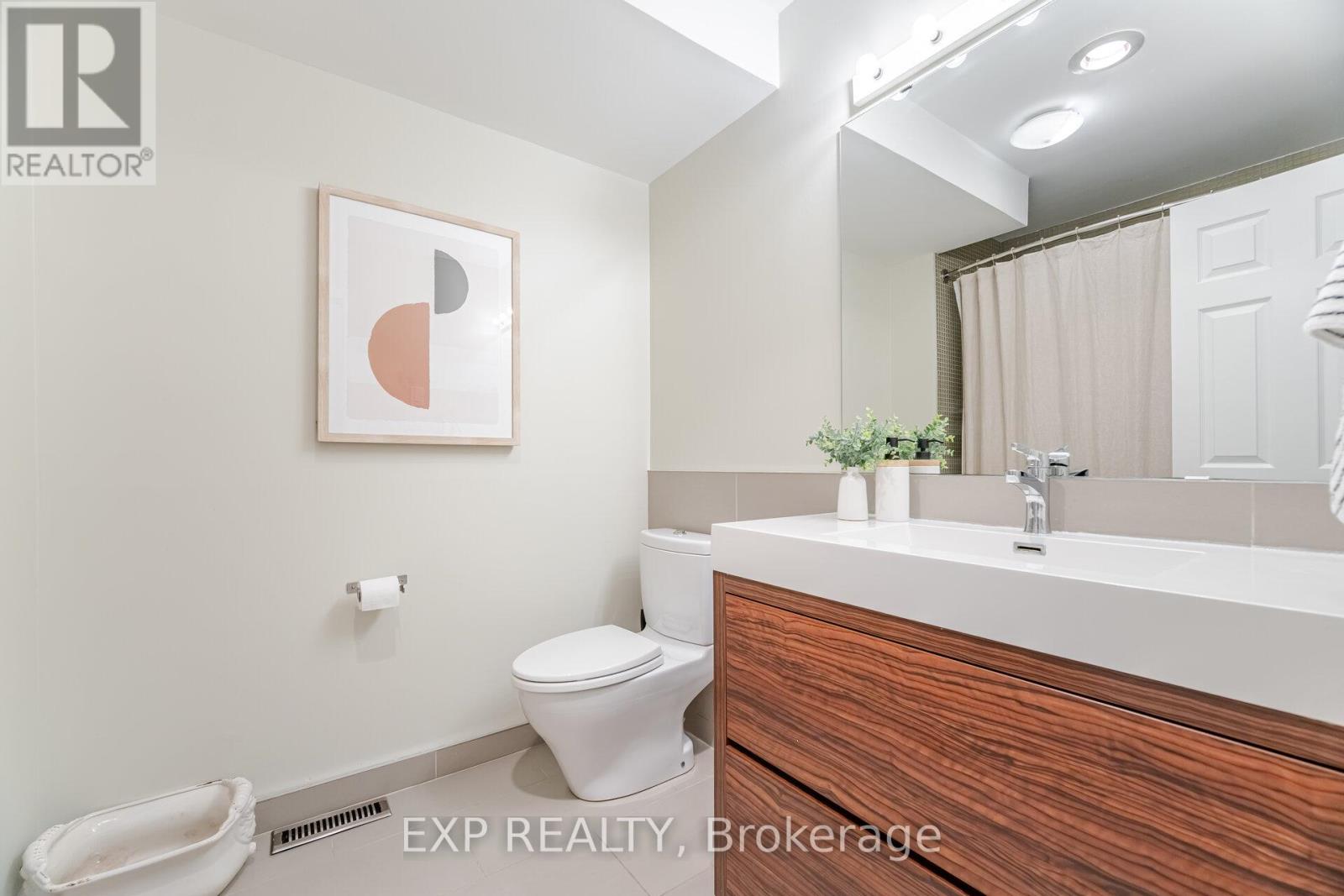 42 Wascana Avenue, Toronto, Ontario  M5A 1V5 - Photo 27 - C12465037