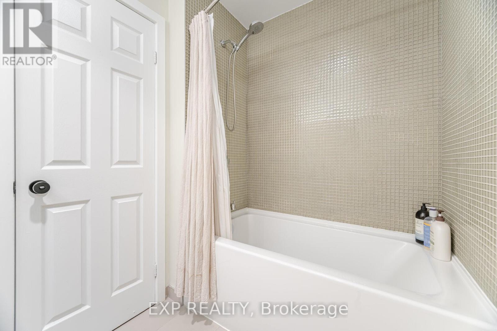 42 Wascana Avenue, Toronto, Ontario  M5A 1V5 - Photo 28 - C12465037