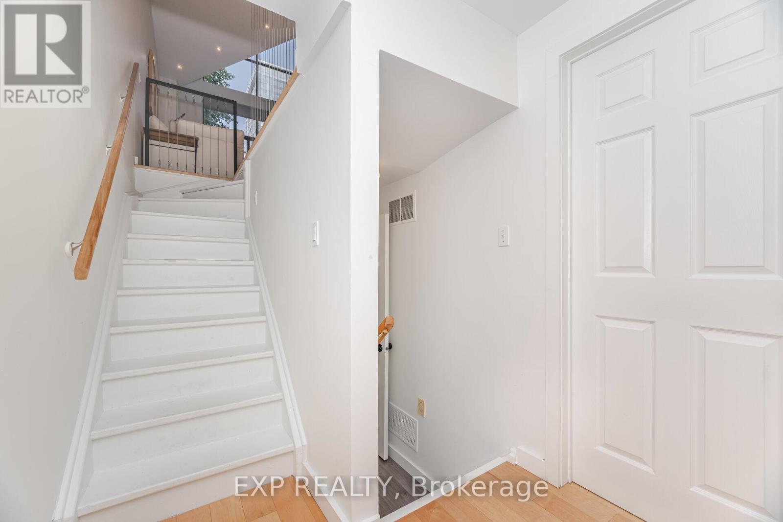 42 Wascana Avenue, Toronto, Ontario  M5A 1V5 - Photo 38 - C12465037