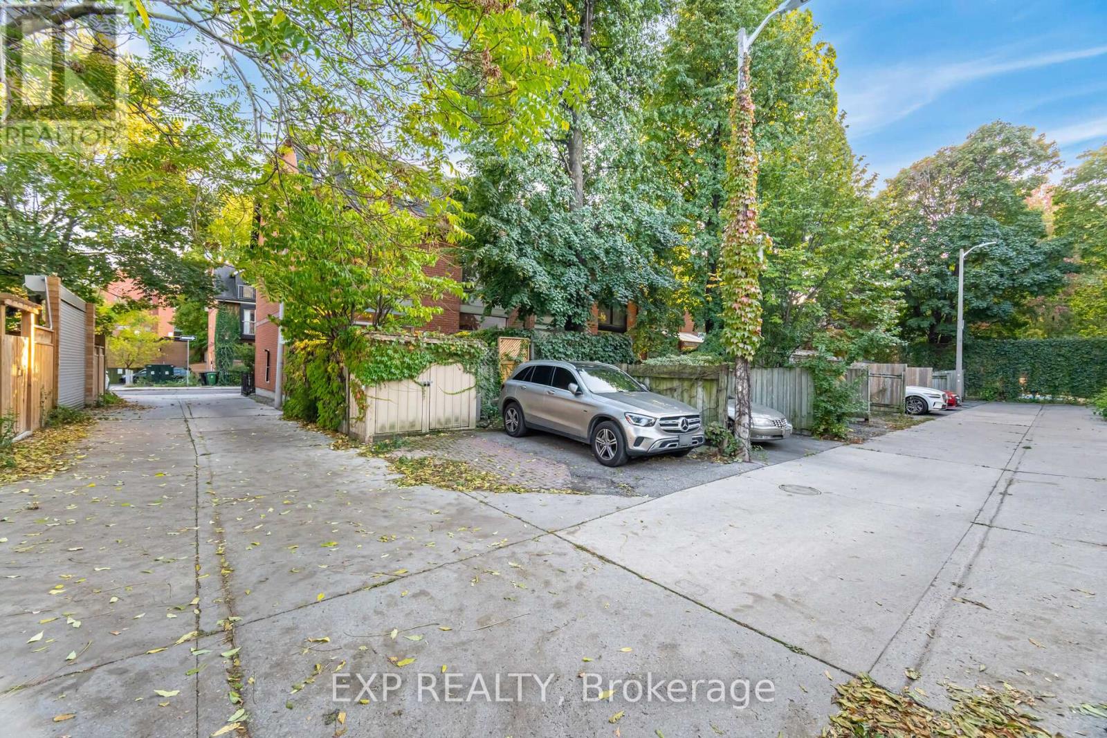 42 Wascana Avenue, Toronto, Ontario  M5A 1V5 - Photo 45 - C12465037