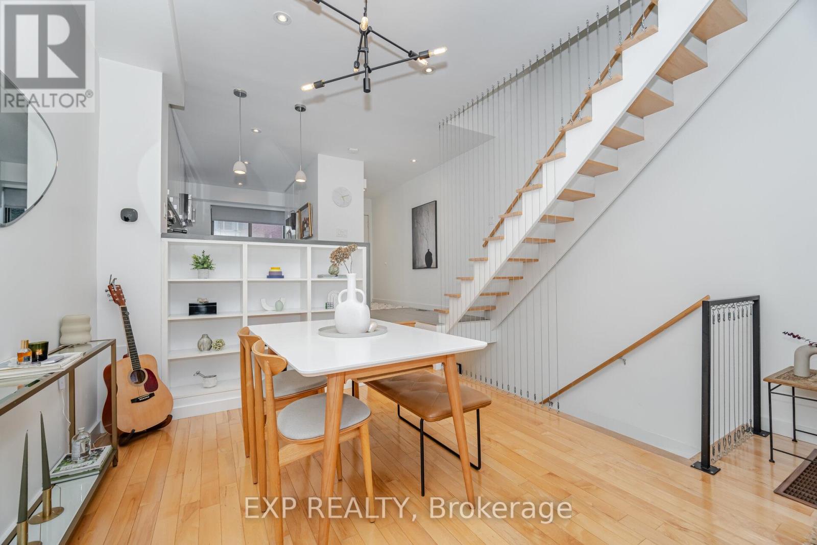 42 Wascana Avenue, Toronto, Ontario  M5A 1V5 - Photo 5 - C12465037