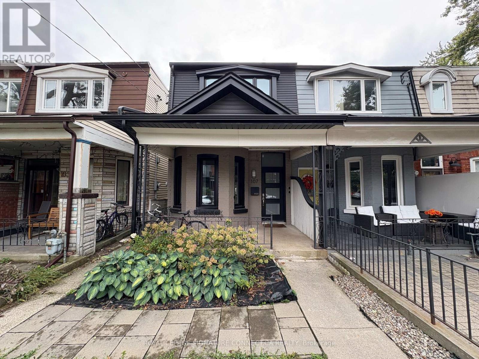 MAIN - 107 LINDSEY AVENUE, Toronto, Ontario