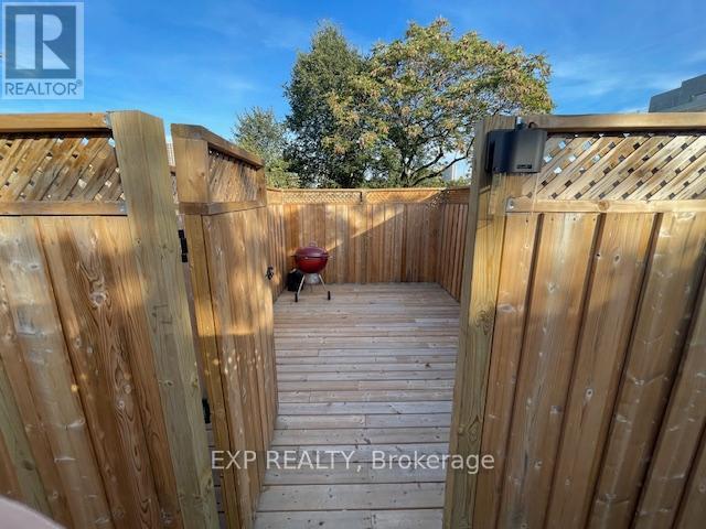 101 - 264 Seaton Street, Toronto, Ontario  M5A 2T4 - Photo 10 - C12465050
