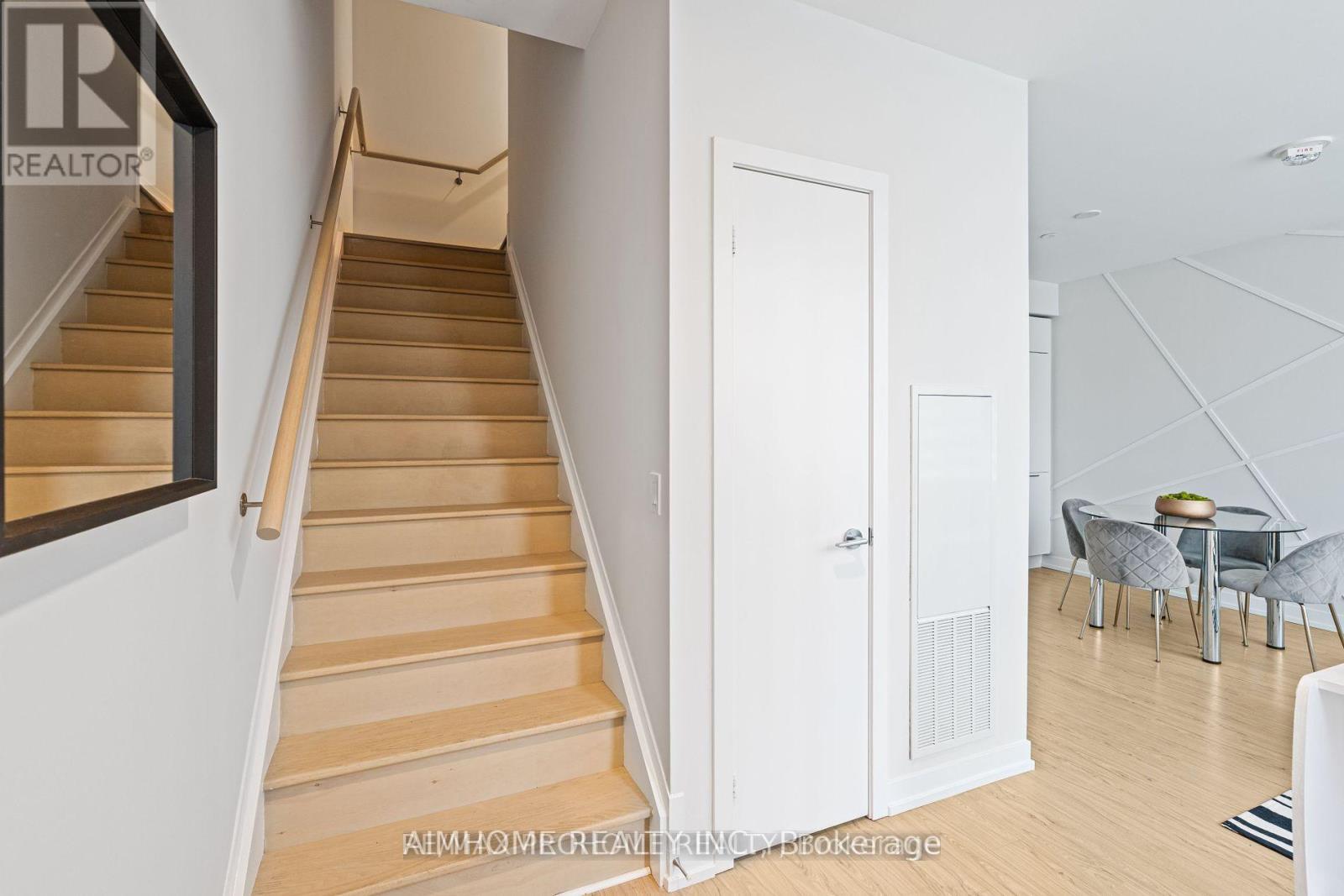 87 Wood St S Th01 Street S, Toronto, Ontario  M4Y 0E8 - Photo 13 - C12465083
