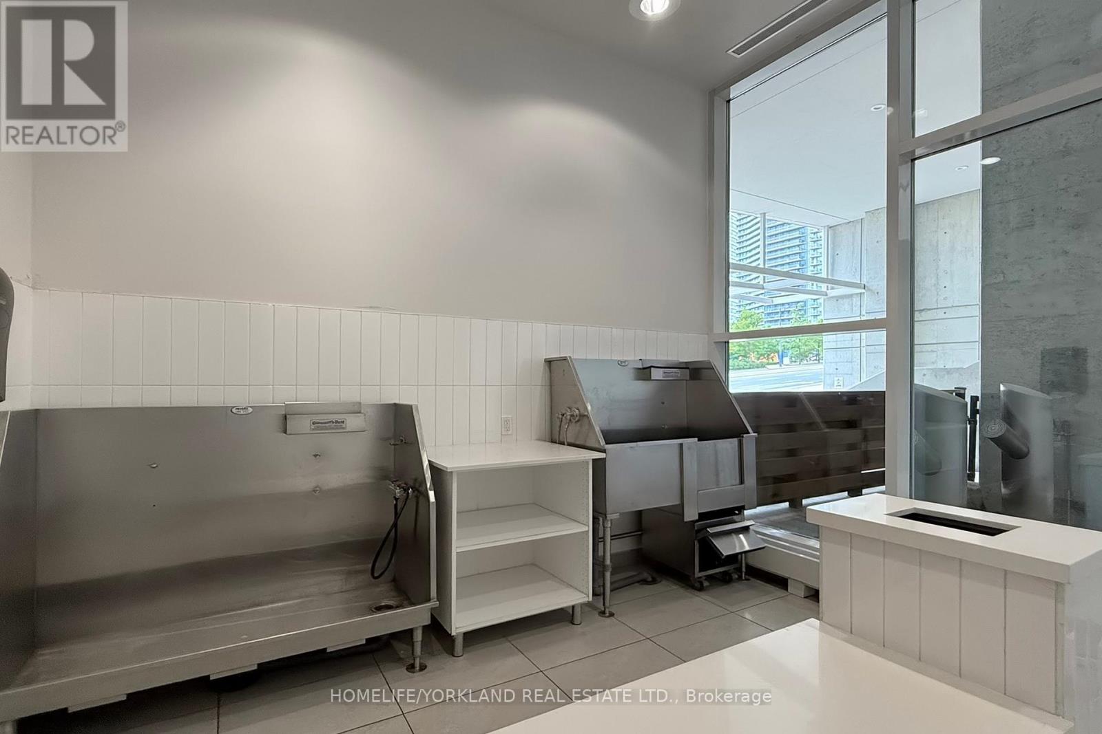 2912 - 33 Singer Court, Toronto (Bayview Village), Ontario  M2K 0B4 - Photo 44 - C12465121
