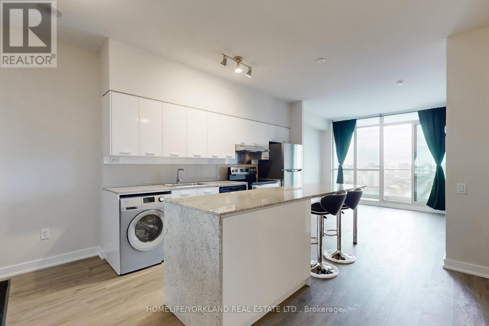 2912 - 33 Singer Court, Toronto (Bayview Village), Ontario  M2K 0B4 - Photo 5 - C12465121