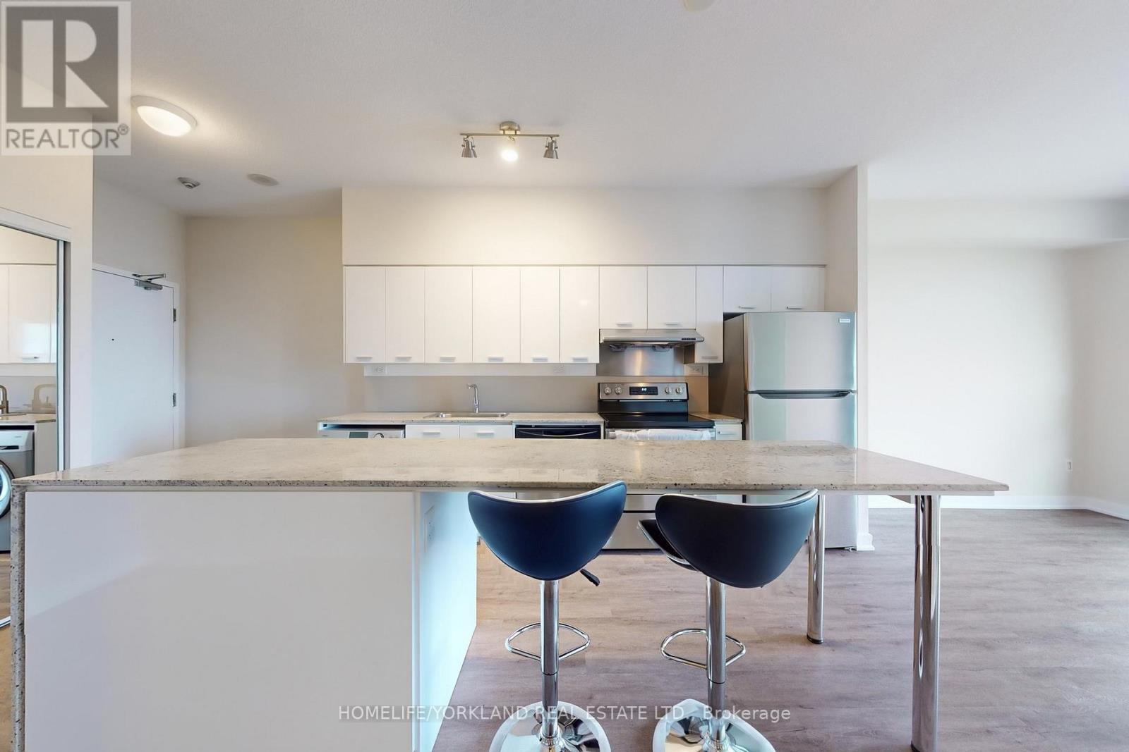 2912 - 33 Singer Court, Toronto (Bayview Village), Ontario  M2K 0B4 - Photo 7 - C12465121