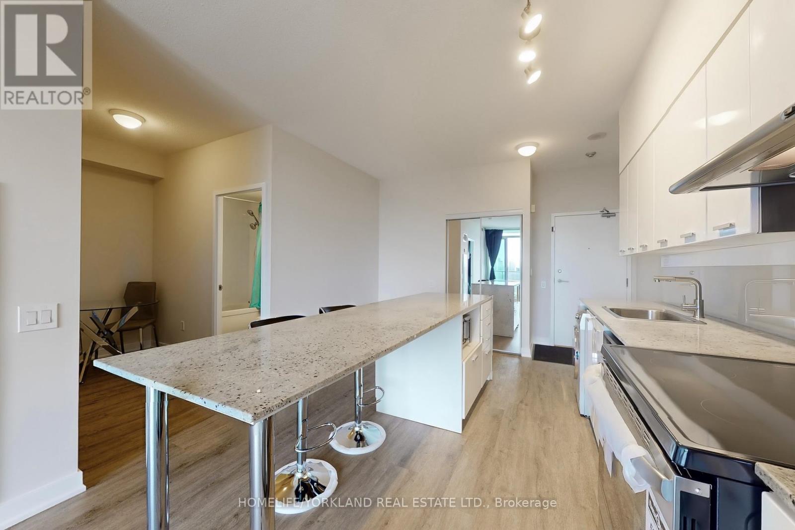 2912 - 33 Singer Court, Toronto (Bayview Village), Ontario  M2K 0B4 - Photo 9 - C12465121