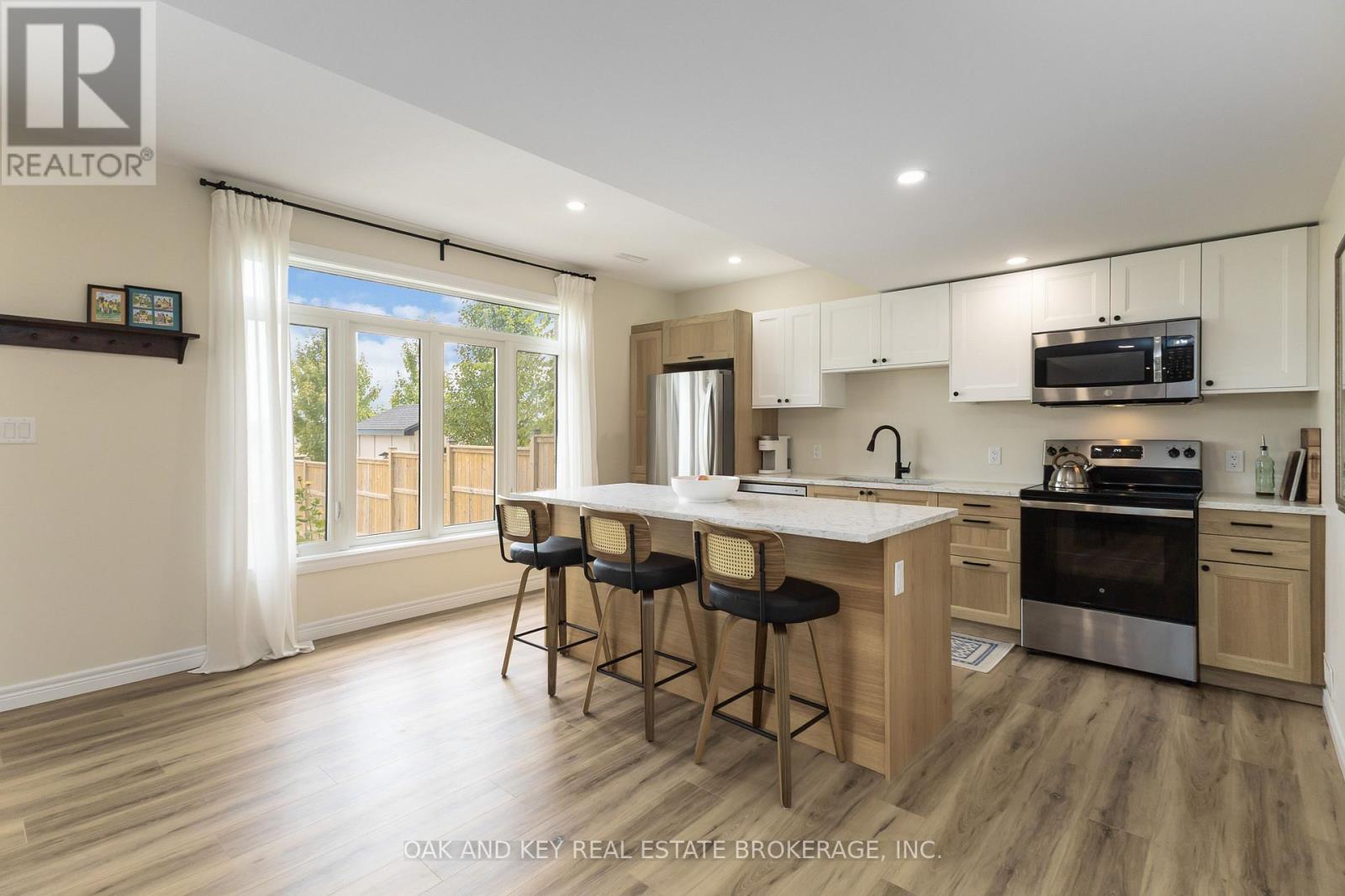 119 Daventry Way, Middlesex Centre, Ontario  N0L 1R0 - Photo 34 - X12465049