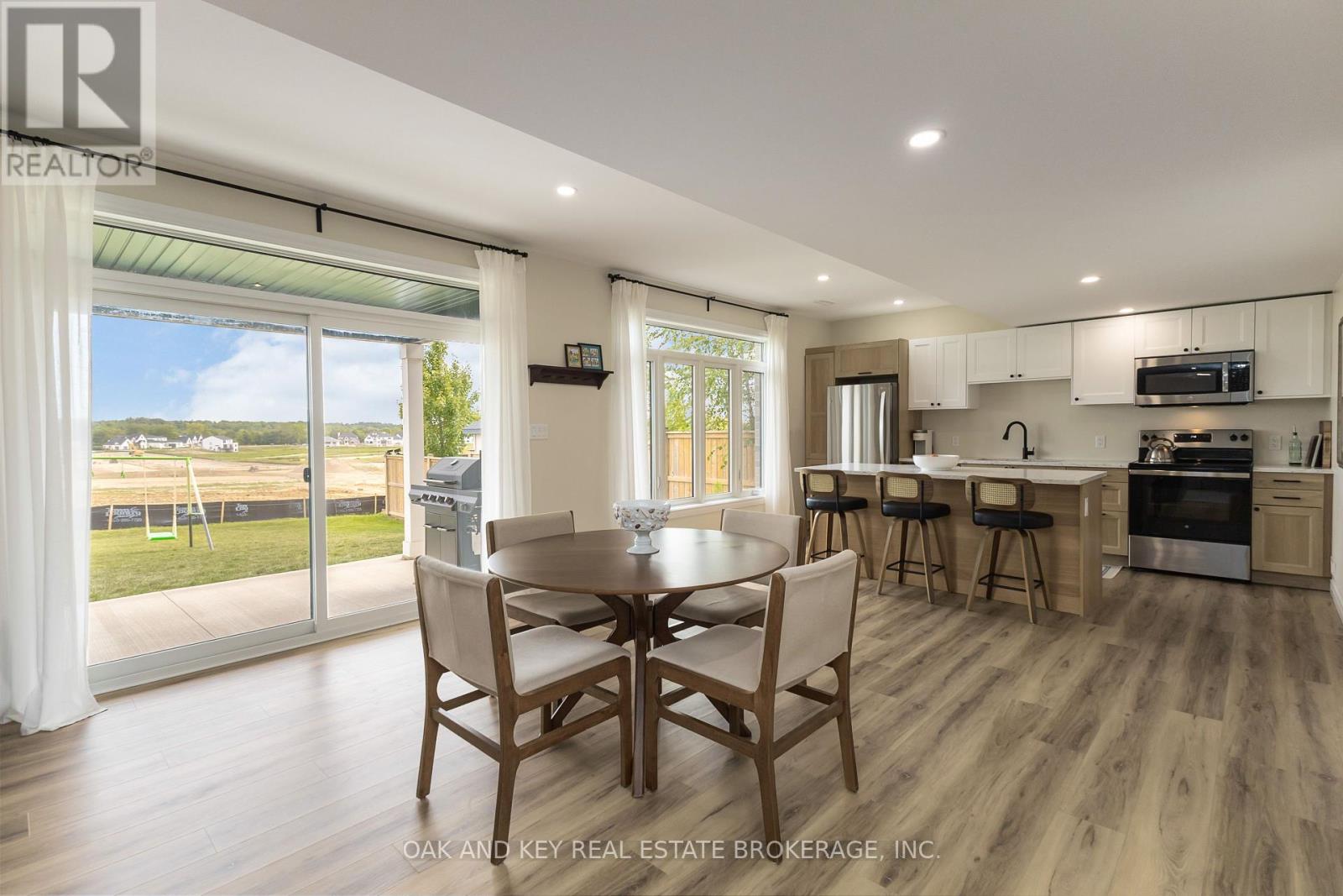 119 Daventry Way, Middlesex Centre, Ontario  N0L 1R0 - Photo 39 - X12465049