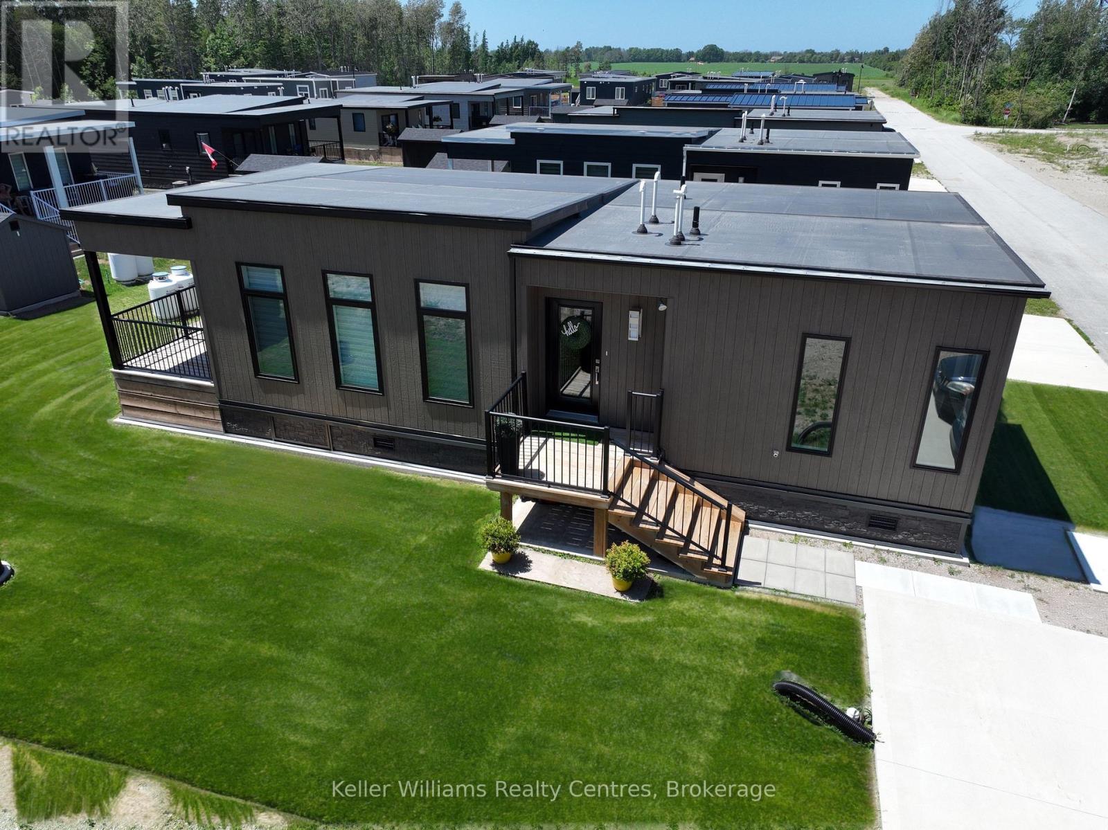 1510 - 5007 Highway 21 Highway, Saugeen Shores, Ontario  N0H 2C5 - Photo 1 - X12464500