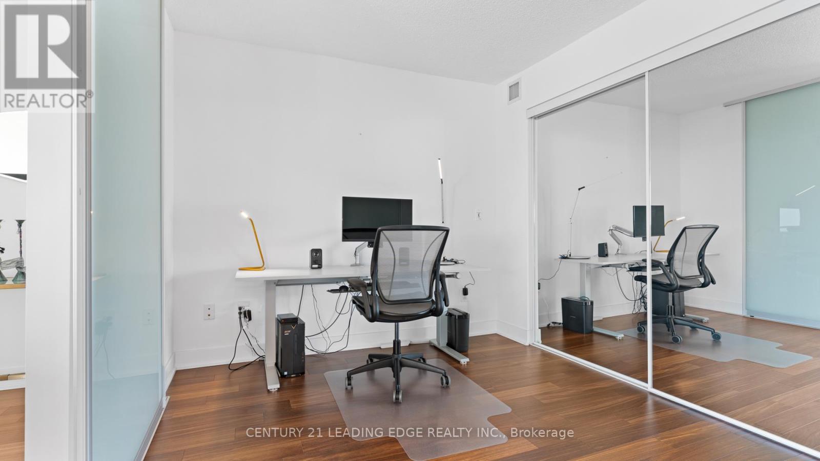 1602 - 1048 Broadview Avenue, Toronto, Ontario  M4K 2B8 - Photo 13 - E12464978